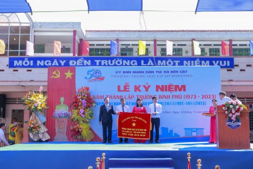 50 năm thành lập trường