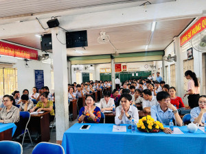 Sinh hoạt câu lạc bộ "Đố vui để học" khối 9 năm học 2025 - 2026